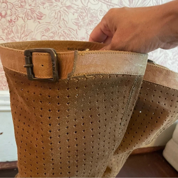 Frye perforated boots suede calf tan riding boots 9.5 - Picture 5 of 6